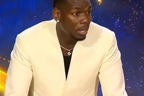 شكرا على إلهامك لنا.. رسالة من بوجبا إلى رونالدو أثناء تتويجه في حفل جوائز جلوب سوكر